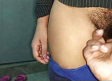 Bangaldeshi Tight Pussy Fingering Till Orgasm
