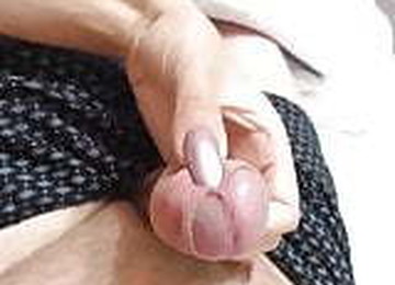 LONG NAILS MY MISTRESS INSERTION COCK AND MAKE ME CUM