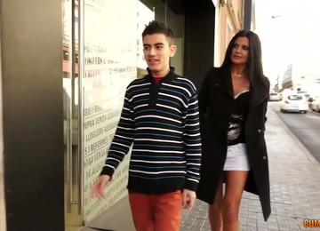 Fremdgehende Ehefrau,Reality Show,Rumänischer Teenager gefickt,Dreckige Hure