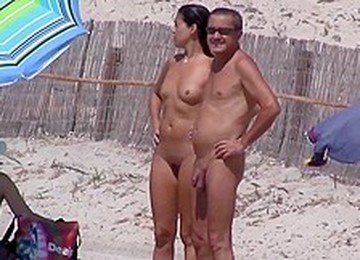 Ruchanie na Plaży,Seks Nudystów,Podglądanie Seksu