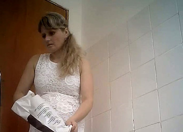 Fine Curvaceous Blonde Lady In White Dress Filmed In The Toilet Room