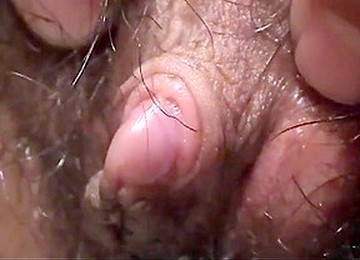 Veliki klitoris,Lizanje klitorisa