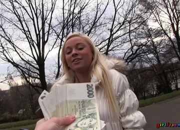 Heiße Blondine gefickt,Tschechischer Teenager gefickt,Lesbenficken,Sex für Geld,Reality Show