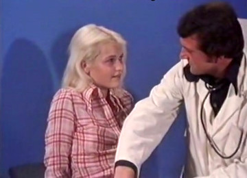 Vintage Blonde Gets Horny And Allows Kinky Doctor To Fuck Her Pussy