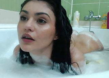 Sexo en el baño,Adolescentes rumanas folladas