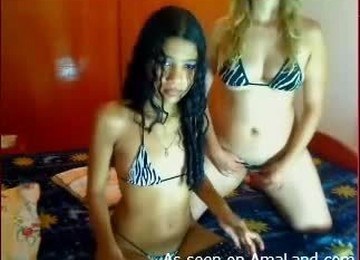 Two Naughty Teens Show Their Thin Bodies On The Webcam