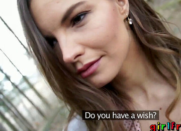 Jeune tchèque baisée,Sexe à l'extérieur