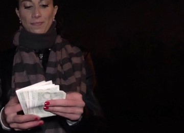 MILf Gets Paid Good Cash To Fuck On Cam