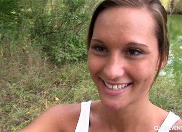 Randy Naomi Bennet Plays With Her Vagina In A Solo Outdoor Game