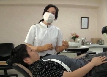 Naughty Japanese Dentist Enjoys Having Sex With Her Lucky Client