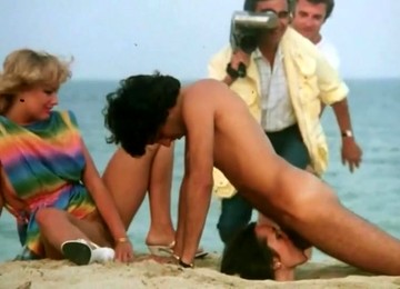 A Hottest Public Face Fucking Sex Scene On The Beach!