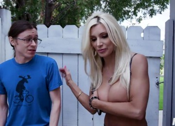Dork Had The Honor To Fuck Super Sexy Nextdoor Milf With Fake Boobs Brittany Andrews