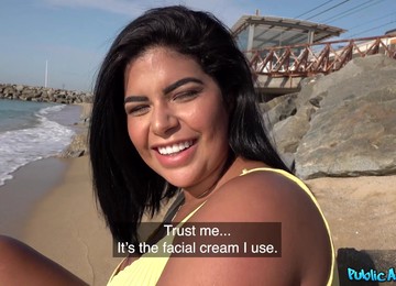 Seks na plaži,Latino devojka jebana