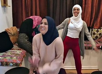 Hijab Party Turns Into Reverse Gangbang With Bbc