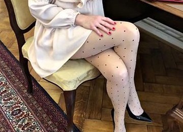 Beautiful Milf Secretary In Silk Pantyhose