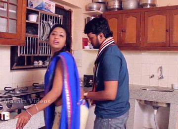Indian Telugu Soni Priya – Romance In Kitchen