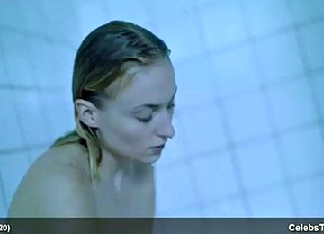 Sophie Turner Naked In The Shower