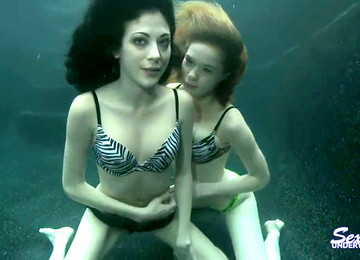 Секс под водой
