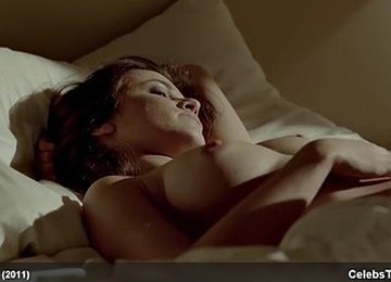 Natalia Avelon Licking Pussy