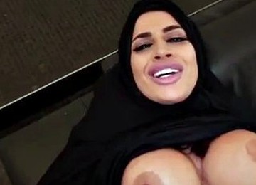 Porn Video Of A Cheating Arab Wife In Black Hijab
