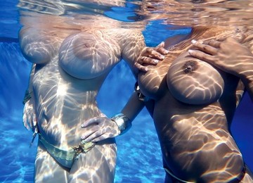 Underwater Tits - Valory Irene - Valory Irene