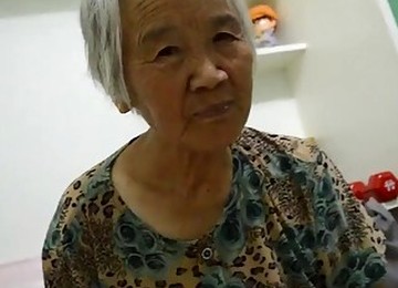 Vyšukaná Číňanka,Šukání mé babičky