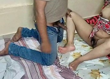 Stepdaughter Caught By Stepdad While Masturbating In Bathroom Full HD XXX Sex Video In Clear Hindi Voice