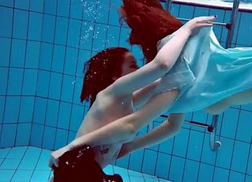 The Hottest Underwater Girls Stripping Dashka And Vesta