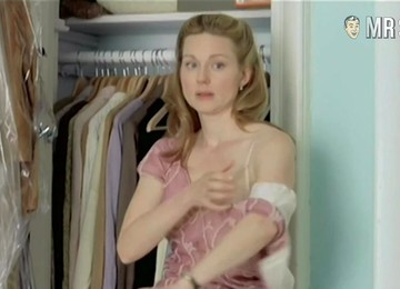 Nice Sexy Booty Belonged To Charming Laura Linney Is Worth Checking Out