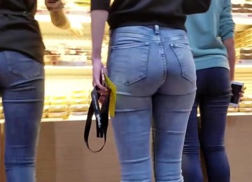 Hot Girl's Ass In Tight Jeans