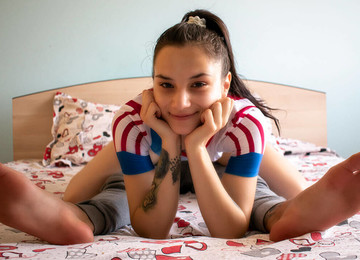 Vyšukaná rumunská teenka,Šukání mladistvích