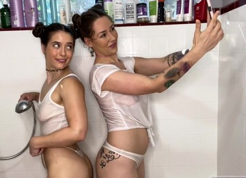Sapphic Sluts Having Fun In The Shower - Abbie Maley & Tara Lynne
