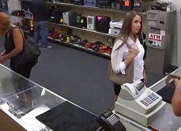 Natural Tits Babe Rammed In The Pawnshop