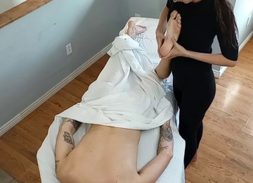 Erotischer Sex,Erotische Massage,Geölter Esel