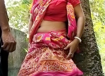 Горещ секс двойка,Чукане на индийско момиче,Секс на открито,Публичен секс