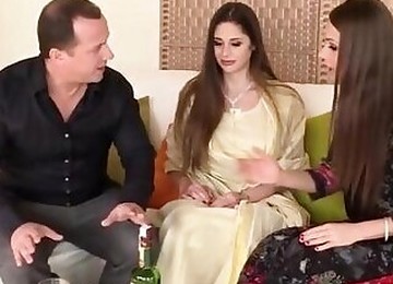 Diwali Party Turned Into 3some Anal With Bhabhi & Wife 001