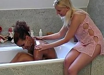 I Caught My Wife Licking Ethiopian Pussy In The Bathroom