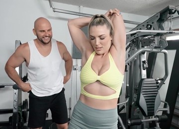 Joslyn Jane Gets Her Hairy Pussy Fucked By A Horny Personal Trainer