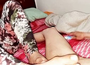 I Make Him Cum With My Feet For The First Time By Doing It With My Feet