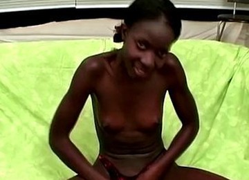 Amateur Ebony Teen Multitasks Like A Pro On White Cocks