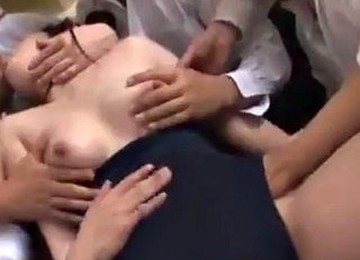 Sexo asiático,Universitarias folladas,Sexo grupal,Adolescentes japonesas folladas,Follada de adolescentes