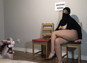 Muslim Woman Fucking In Public Waiting Room.