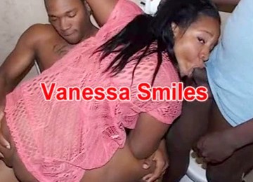 Vanessa Smiles, Gang