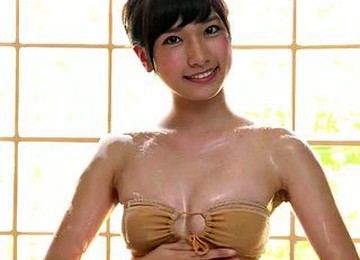 Idol Gravure Ayaka Morikawa